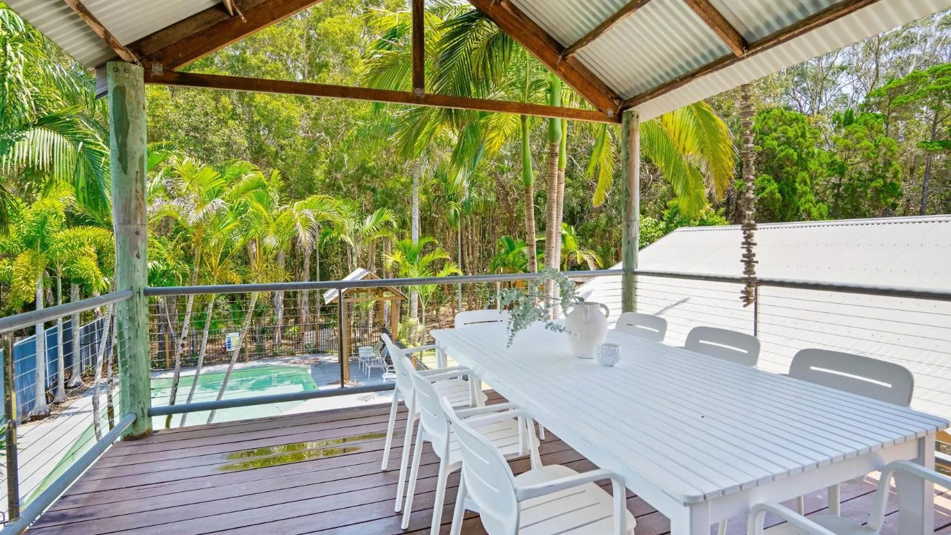 Driftwood Beach House At Rainbow Beach With Pool Aircon Wifi Holiday home